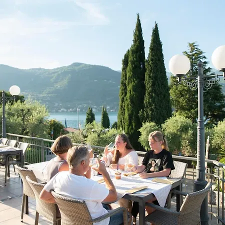 Villaggio Turistico Internazionale Eden San Felice del Benaco