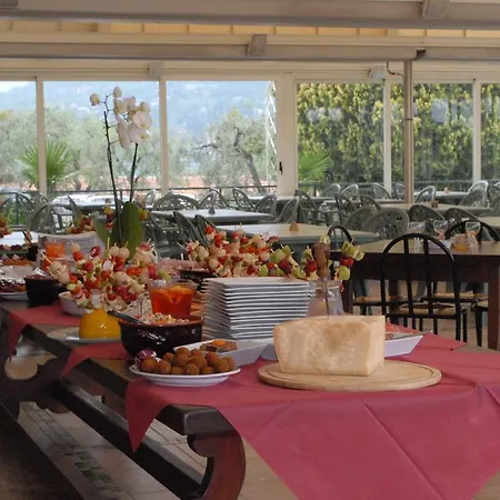 Villaggio Turistico Internazionale Eden Parco vacanze 4*