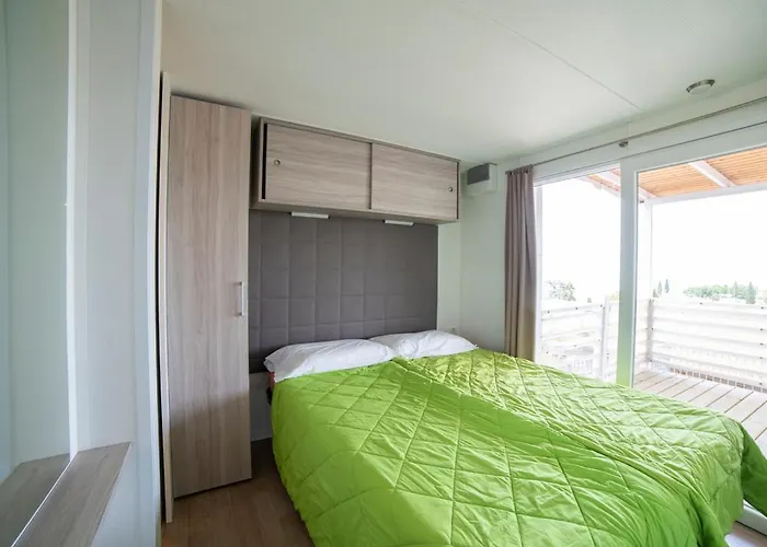 Villaggio Turistico Internazionale Camping Eden Parque de vacaciones San Felice del Benaco